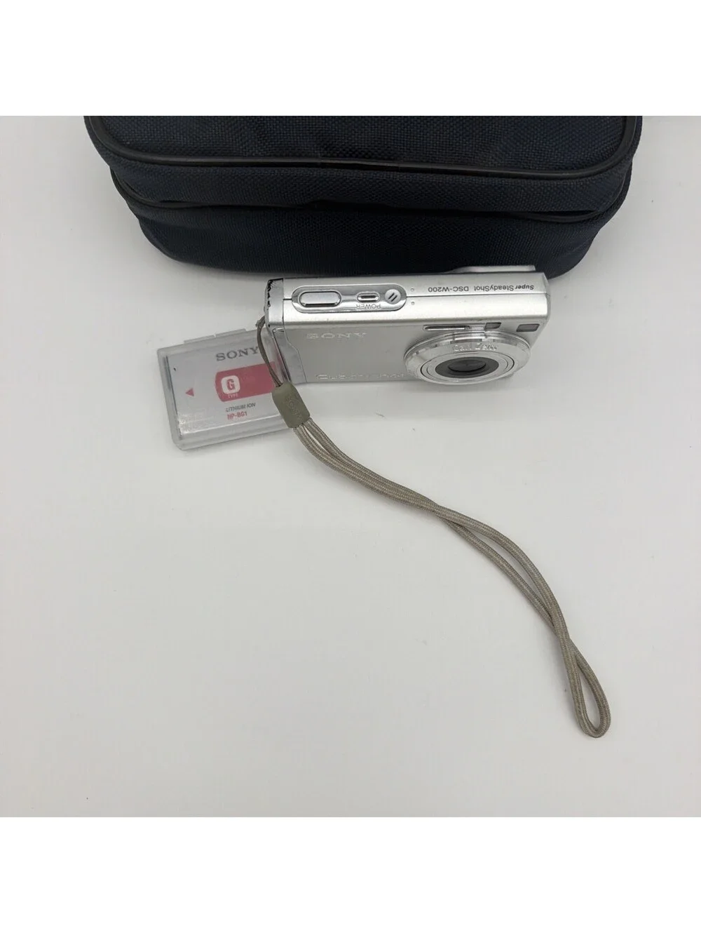 Sony Cyber-shot DSC-W200 12.1MP Digital Camera -MINT- SD Card, Two Batteries/Bag